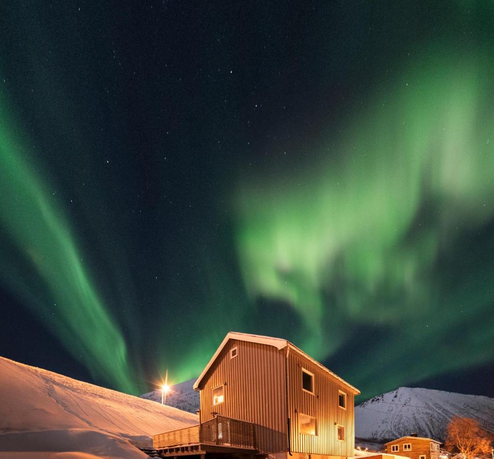 Segla Guesthouse - With View Of Fjord Fjordgard Exterior photo